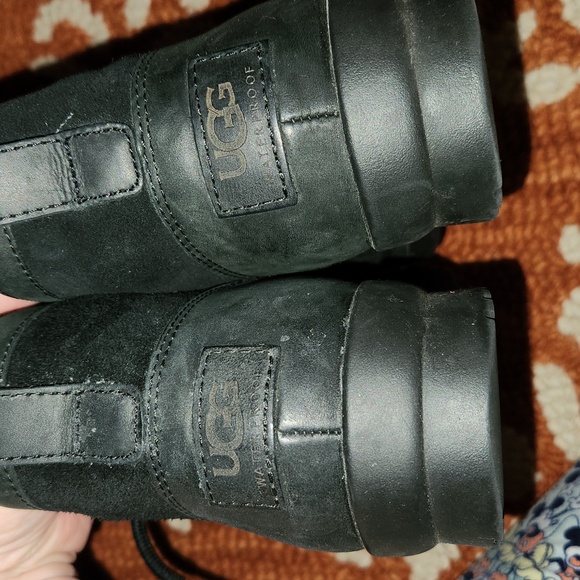 UGG Heather Women size 8 Waterproof Black Leather/Suede Boots - Picture 15 of 15